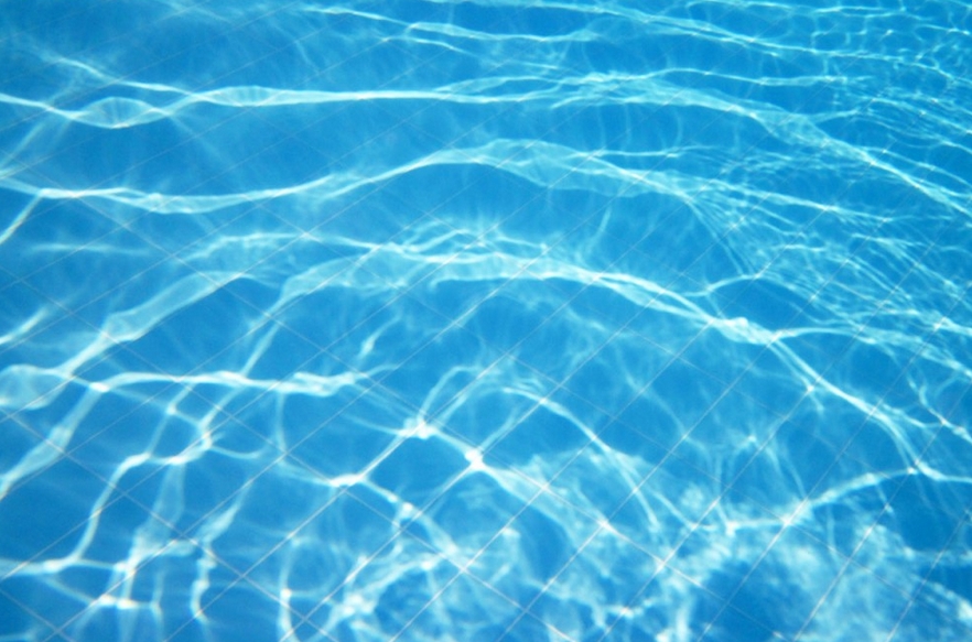 Legionelly a bakterie v bazénech